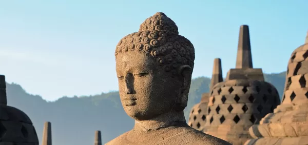 พระพุทธรูป พุทธศิลป์ ในต่างแดน